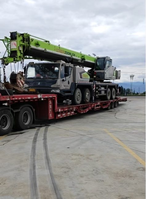 Zoomlion truck crane · تحویل در مرز