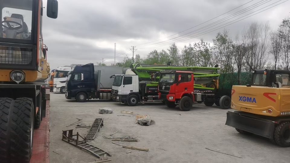 Zoomlion 49 m · Mercedes-Benz · تحویل در مرز