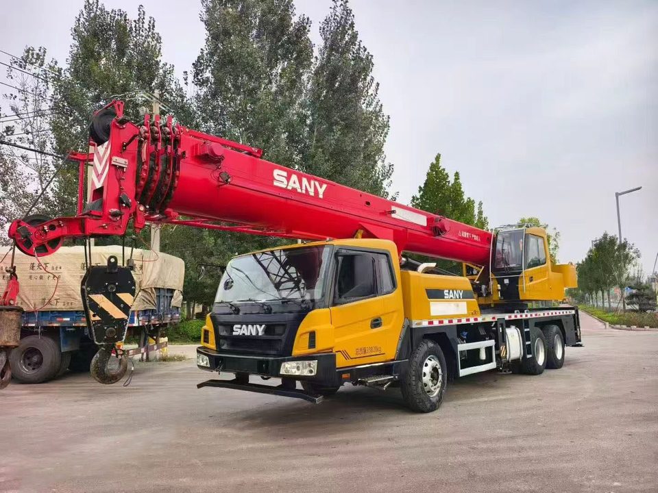 رافعة شاحنة SANY 25 طن · موديل 2019