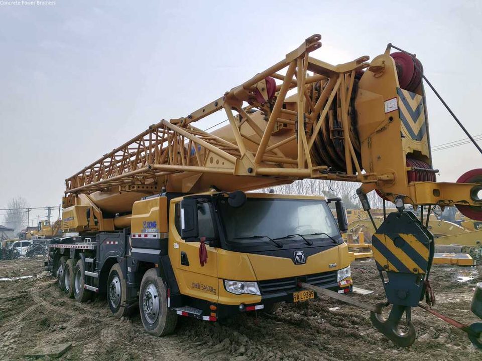 رافعة شاحنة XCMG 110 طن · موديل 2021