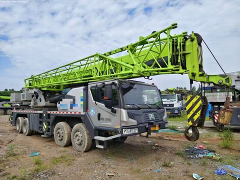 جرثقیل Zoomlion ۳۵ تن · مدل ۲۰۲۳ (۱۴۰۲)