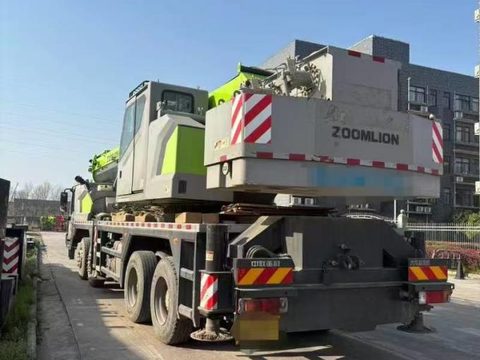 جرثقیل Zoomlion ۳۵ تن · مدل ۲۰۲۲ (۱۴۰۱)