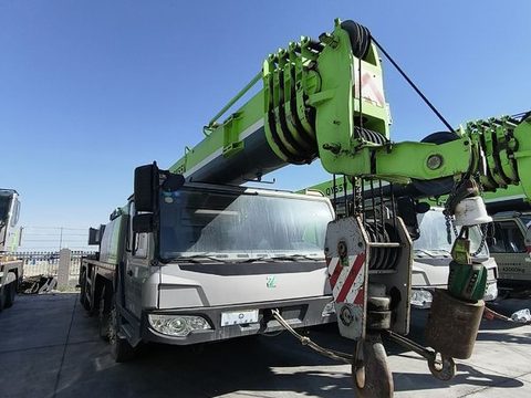 2018 Zoomlion 55 t truck crane