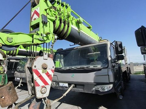 2018 Zoomlion 55 t truck crane