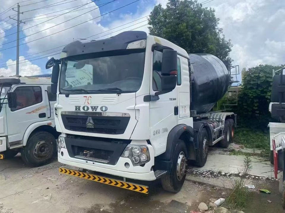 خلاطة Sinotruk HOWO 10 م³ · موديل 2019