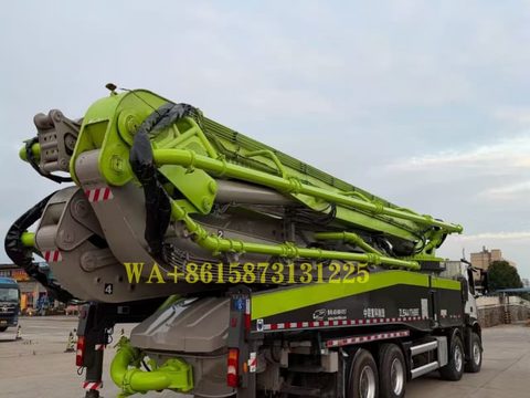 Bomba de concreto Zoomlion 63 m 2021 · Mercedes-Benz Arctros4143 8*4