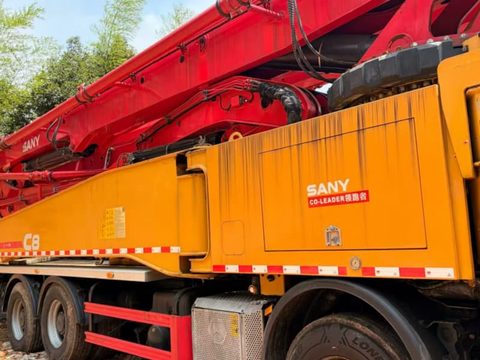 پمپ SANY ۵۶ متر · مدل ۲۰۲۰ (۱۳۹۹) · شاسی Mercedes-Benz, Arocs 4143 8X4
