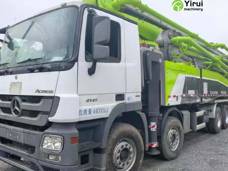 مضخة Zoomlion 63 م · موديل 2019 · شاسيه Mercedes-Benz Arctros4143 8*4
