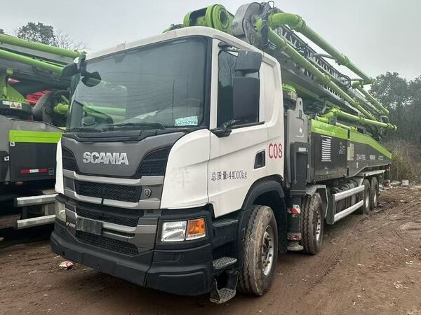 مضخة Zoomlion 59 م · موديل 2020 · شاسيه Scania