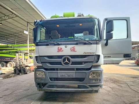 پمپ Zoomlion ۵۶ متر · مدل ۲۰۱۸ (۱۳۹۷) · شاسی Benz