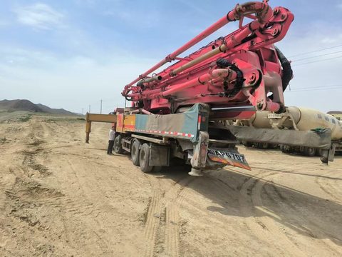 پمپ SANY ۶۲ متر · مدل ۲۰۲۱ (۱۴۰۰) · شاسی Volvo