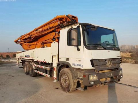 Bomba de concreto SANY 47 m 2015 ·