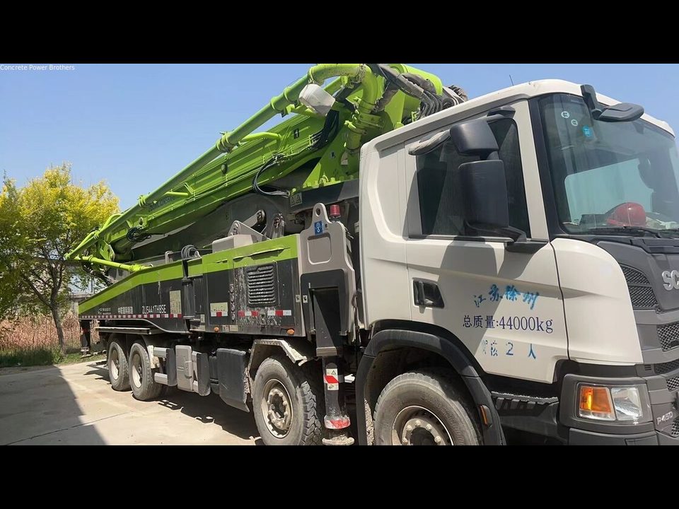 مضخة Zoomlion 56 م · موديل 2020 · شاسيه