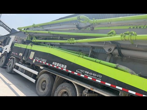 2020 Zoomlion 56 m pump truck ·